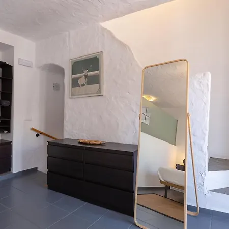 Enjoy At Our Fully Equipped 2br Town House, Beach- 1min Dom wakacyjny Estepona